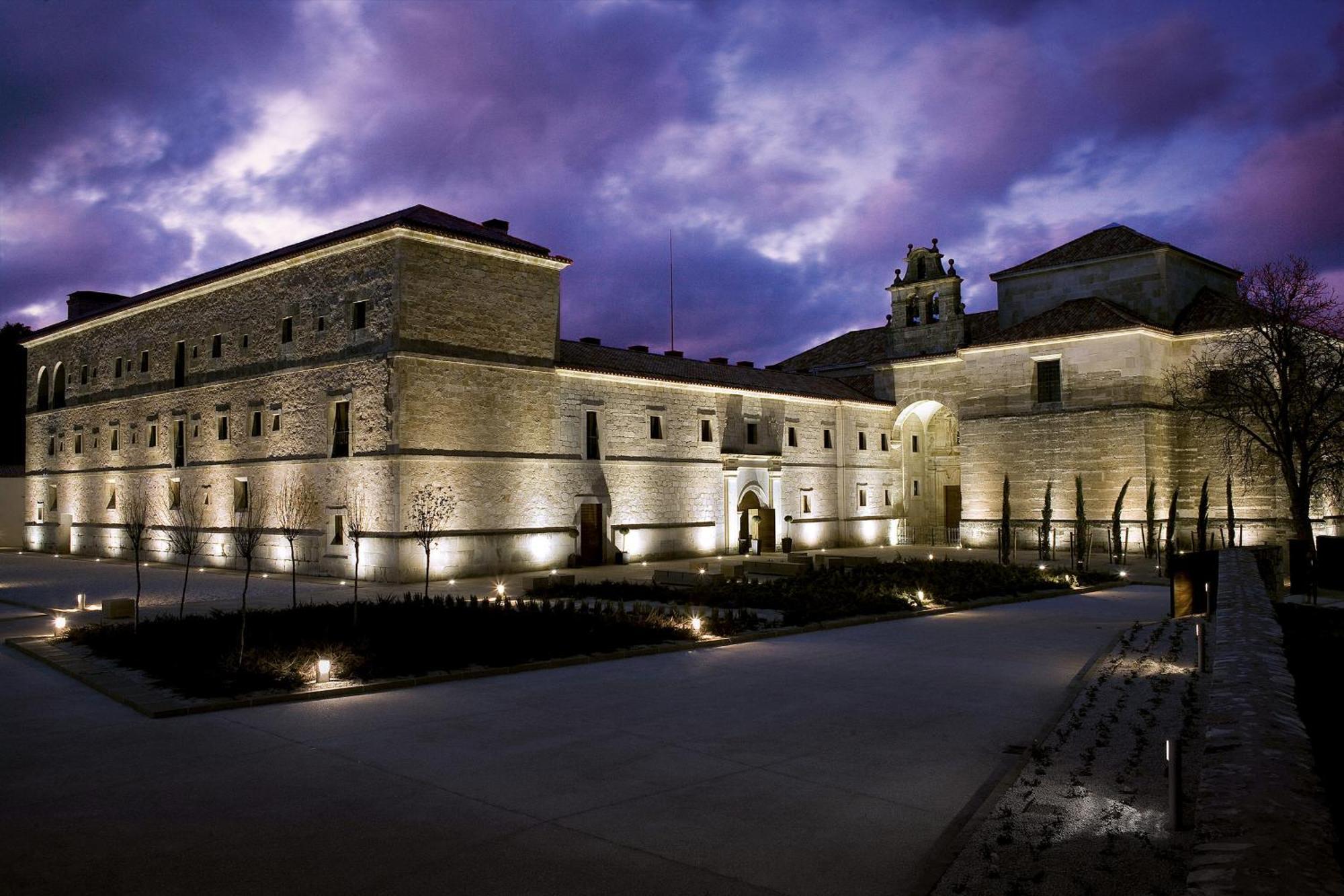 Hotel Hospederia Convento San Francisco Santo Domingo De Silos Exterior foto